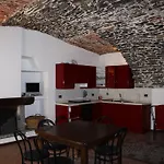 Emy Orta Appartement Pella